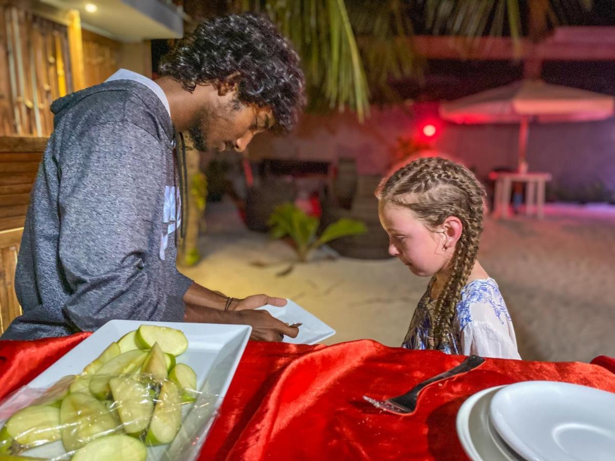 Leisure Inn Guest House Bodufolhudhoo ภายนอก รูปภาพ
