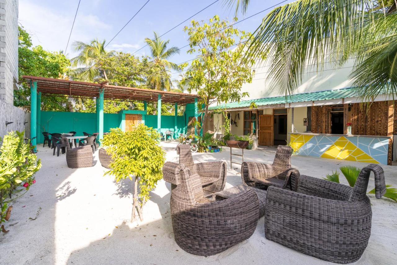 Leisure Inn Guest House Bodufolhudhoo ภายนอก รูปภาพ